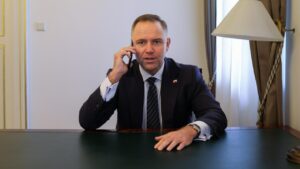 „Zatrzymaj bolszewików”. Kulisy rozmowy Nawrocki – Trump
