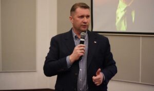 Koalicja Tuska na krawędzi upadku? „Wewnątrz buzuje panika, szykują się do ewakuacji”