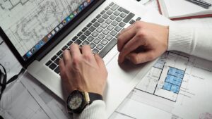Państwo zaciska pętlę. Nowe narzędzia inwigilacji finansowej Polaków