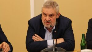 Trująca żywność zaleje Europę? Były minister rolnictwa ostrzega: Kontrola to fikcja