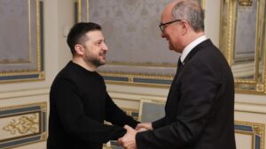 „Czarzasty robi z Polski pachołka Kijowa”. Ostra reakcja po wizycie marszałka Sejmu w Kijowie