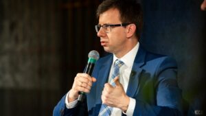 Zabrać pieniądze też Polsce. Węgierski minister grzmi ws. środków z KPO